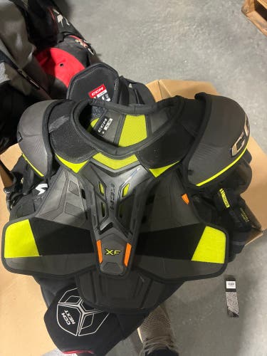 XL Senior CCM Tacks XF 80 Shoulder Pads (New)