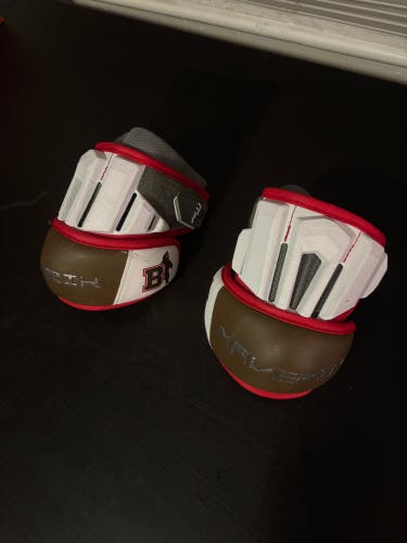 Brown Maverik Max Arm Pads (Used)