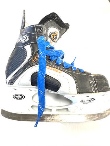 Used Easton SYNERGY 200 Intermediate Hockey Skate Intermediate 4.0 11860-C000303293