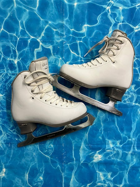 Jackson Ultima Debut Figure Skates Junior 3.5 (Used)