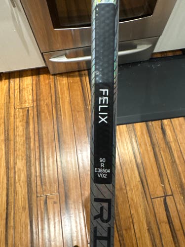 Senior CCM JetSpeed FT7 Pro Right Handed Hockey Stick 90 Flex Pro Stock (Used)