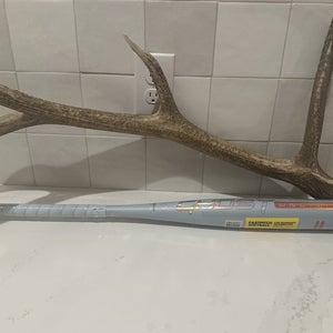 NIW Easton Ghost Unlimited 30/19 (-11) Fastpitch Softball Bat