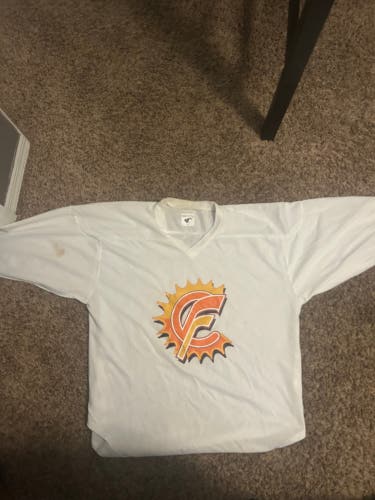 White Medium Men's Easton Jersey (Used)