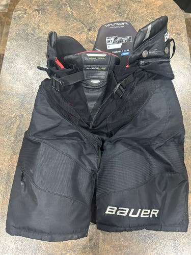 Men's used Intermediate Large Bauer Vapor Hyperlite Hockey Pants
