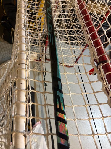 Senior Bauer Pulse Left Hand Hockey Stick P28 77 Flex (New)