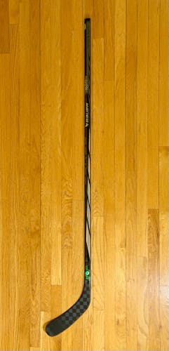 Senior Bauer Proto-R Right Handed Hockey Stick P90TM 77 Flex (Used)