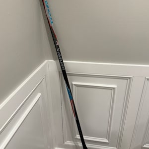 Senior Bauer Vapor FlyLite Left Handed Hockey Stick P28 (New) USA flag