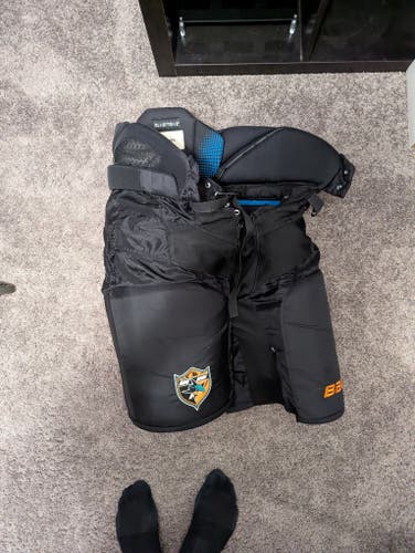 San Jose Sharks Senior XL+2 Bauer Supreme One95 Hockey Pants Pro Stock (Used)