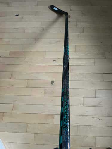 NEW Intermediate Bauer Twitch Left Hand P92 55 Flex Hockey Stick