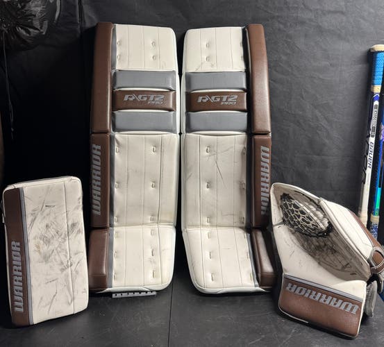 35" Warrior Ritual GT2 Pro Goalie Full Set (Used)