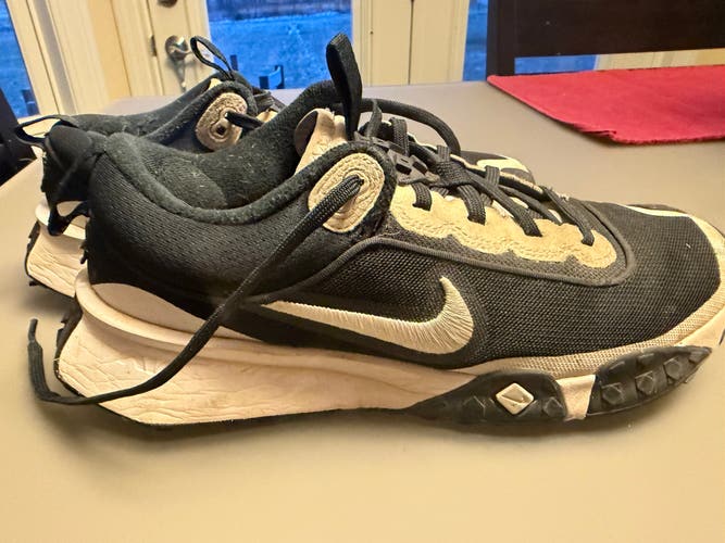 Black Men's Size M 7.5 (W 8.5) Youth Nike Air Diamond Turf Shoes (Used)