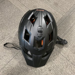 Used Mongoose CM303 Bike Helmet Black M/L 11614-S000228678