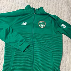 Team Issued Ireland full zip jacket XL