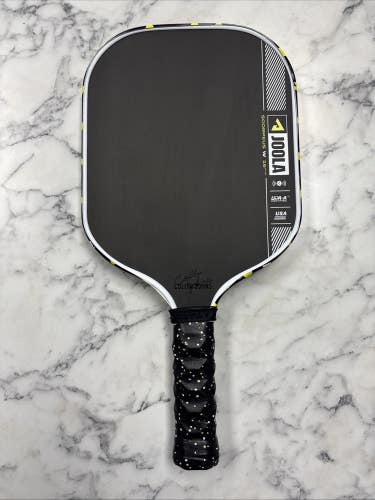 Custom Joola Scorpeus Pro IV - Pickleball Paddle - Hesacore  Grip - Pacman