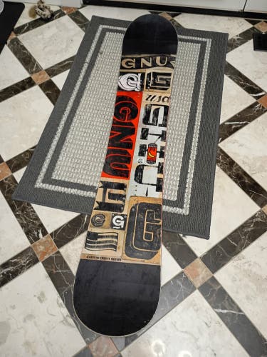 GNU Carbon Credit Series Snowboard All Mountain Without Bindings 150 cm (Used)
