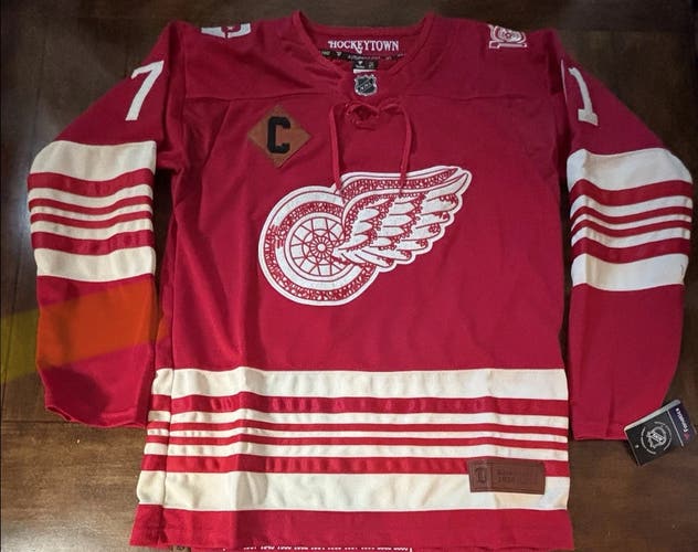 Detroit Red Wings Dylan Larkin #71 100 Year Centennial Jersey Adult Large (52)