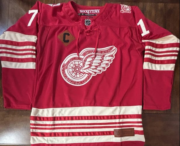 Detroit Red Wings Dylan Larkin #71 100 Year Centennial Jersey Adult XL (54)