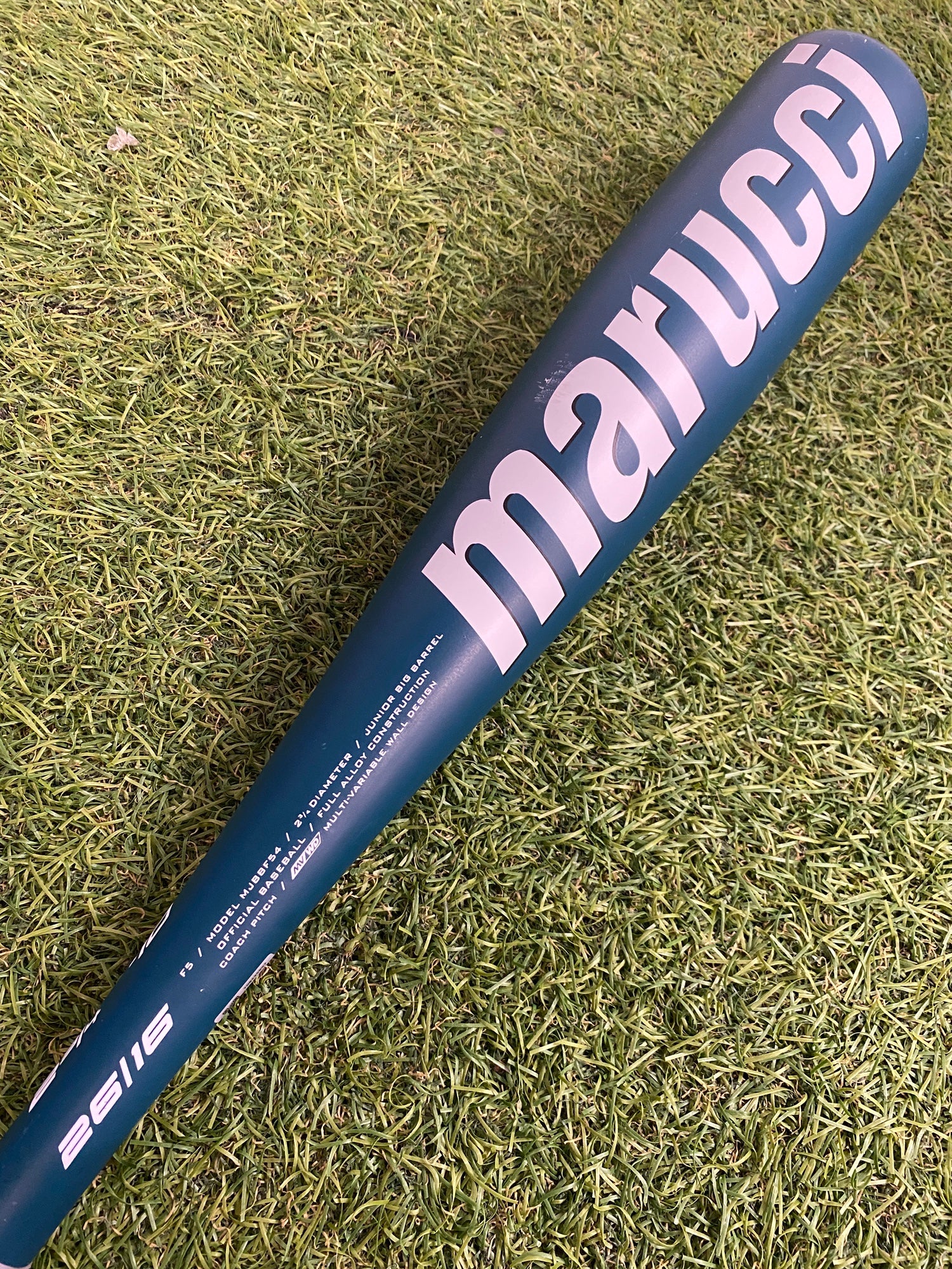 26⁄16 Special Edition-10 New Marucci Cat 9 Bat 26\