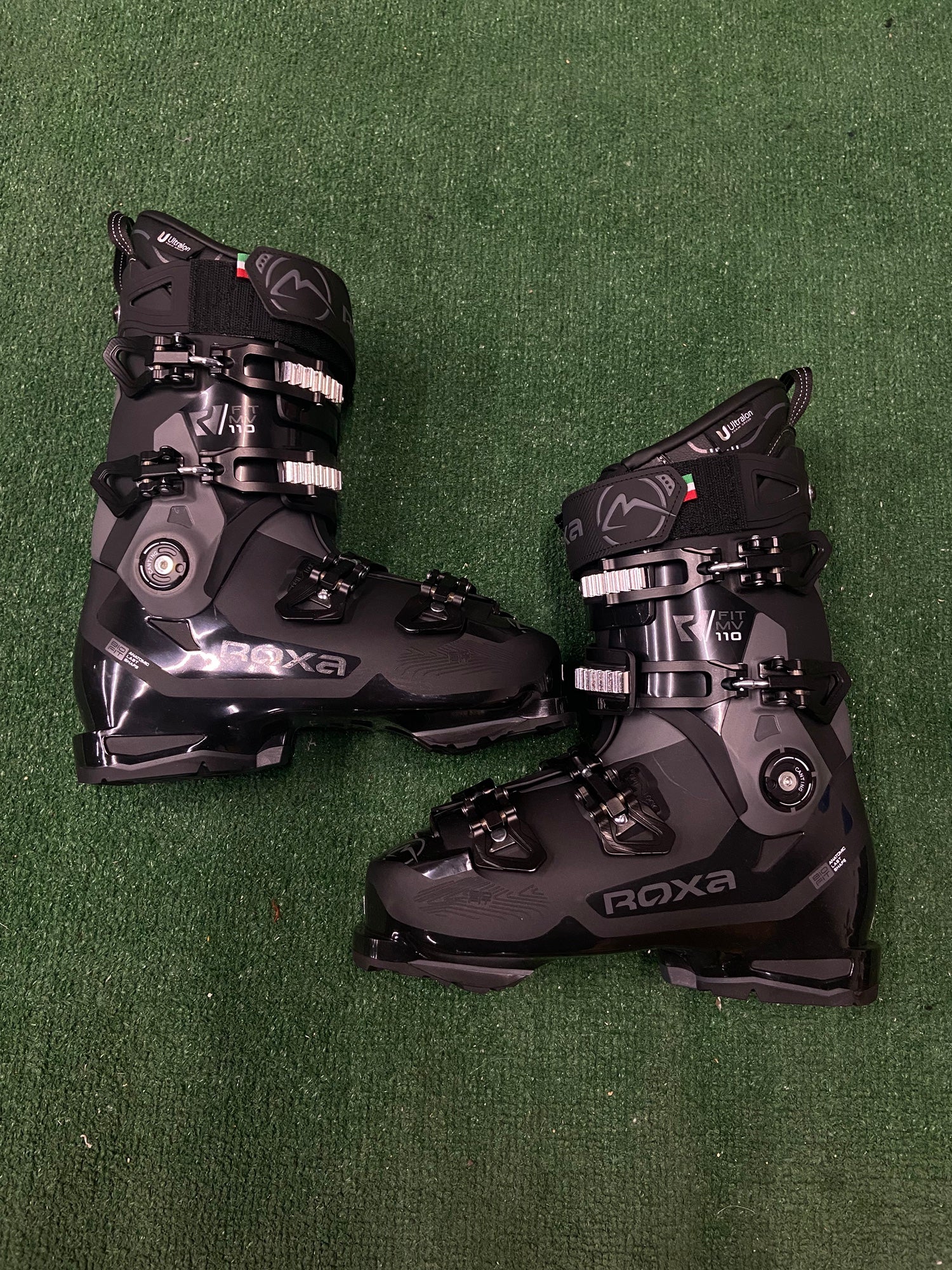 Rossignol Race 2 Pro Ski Boots Mondo 27.5 Made it Italy Rossignol Hi-Speed Pro MV 100 Ski Boots 2026 – Ski Pro AZ main image 3