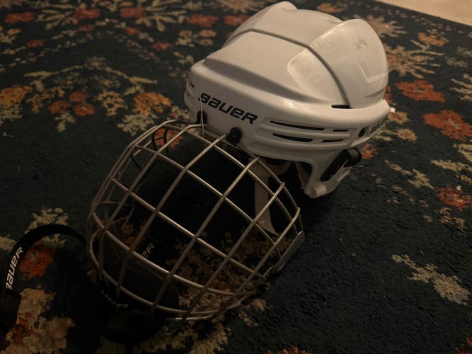 Bauer BHH2100S small helmet and mask