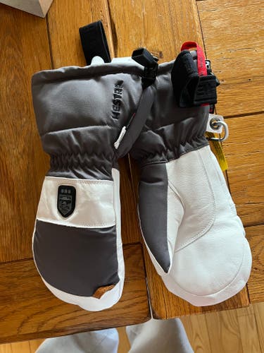 Hestra Power Heater Gauntlet Mitten, Gray/White Size 8 (New)