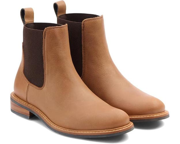 Nisolo Carmen Boots Women's US 8.5 Beige Suede Round Toe Ankle Chelsea RHS6298