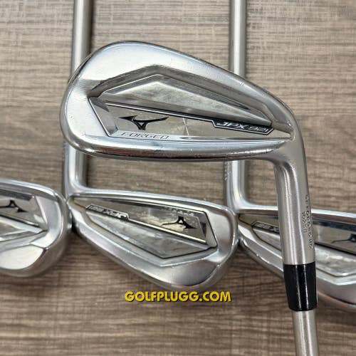 Mizuno JPX 921 Forged Iron Set 4-PW / KBS Steel, Stiff (256)