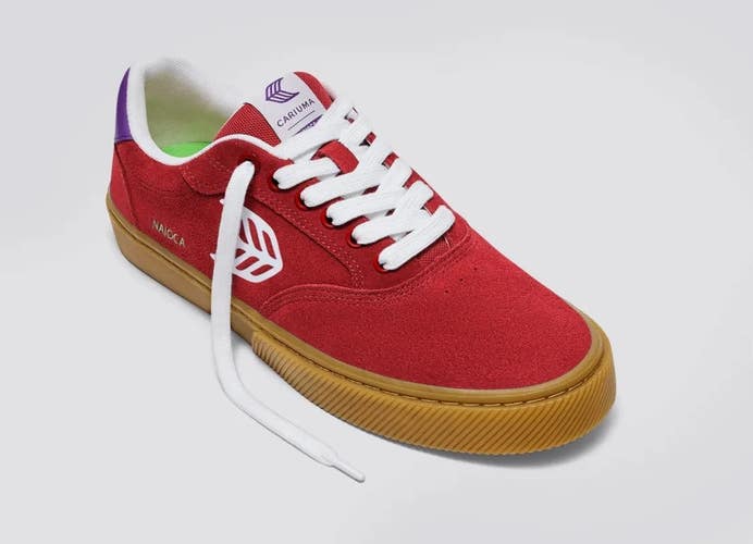Cariuma Naioca Sneakers Women's US 7 Red Suede Low Top Skateboard Shoes GAL1794