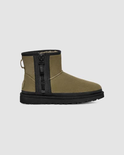 UGG Classic Mini Zipper Tape Logo 1143699K-301 Boots Kids 6 Olive Suede JOBB878