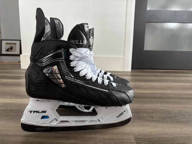 True SVH Custom Skates – Size 9 – Elite Performance – DLC Steel