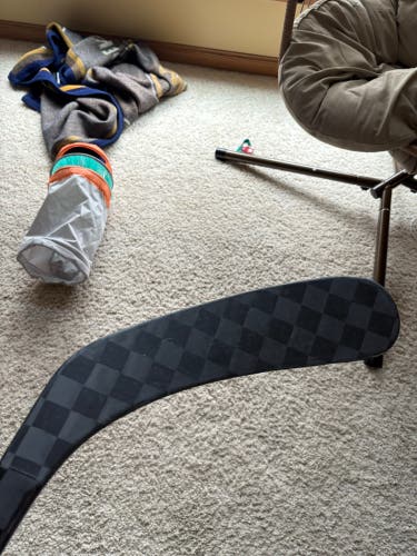 Senior Bauer Proto-R Right Handed Hockey Stick P92 70 Flex (Used)