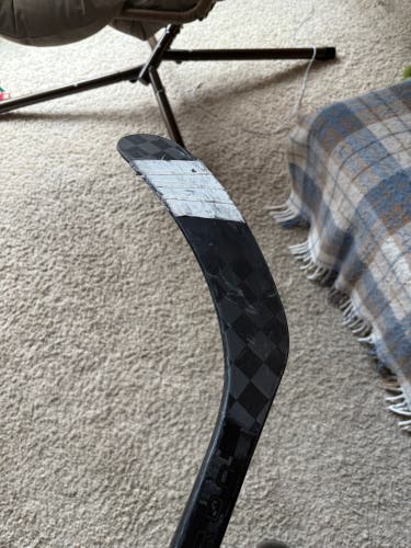 Senior Bauer Proto-R Right Handed Hockey Stick P92 70 Flex (Used)