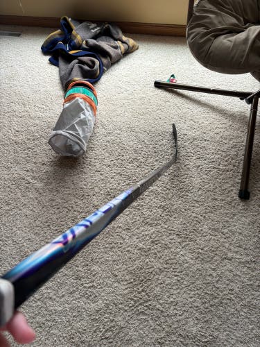 Senior Bauer Vapor FlyLite Right Handed Hockey Stick P92 70 Flex (Used)