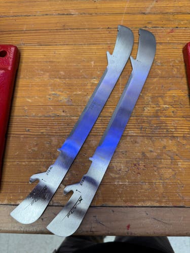 New Bauer Fly-X XL - Multiple Sizes