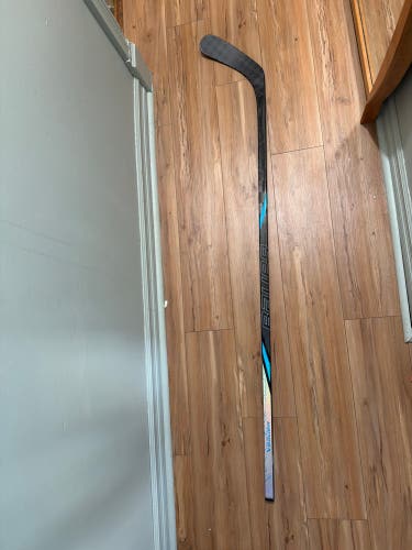 Senior Bauer Nexus Tracer Left Hand Hockey Stick P92 70 Flex (Used)