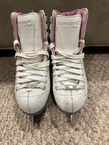 Riedell Pearl Figure Skates Junior 13 (Used)