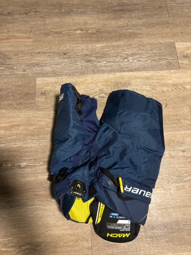 Junior Medium Bauer Supreme Mach Hockey Pants (Used)