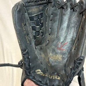 RH Mizuno Ballpark Baseball Glove 12" (Used)