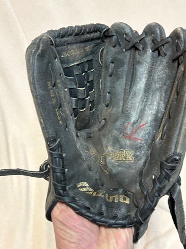 RH Mizuno Ballpark Baseball Glove 12" (Used)