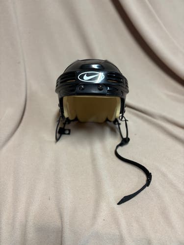 Medium Nike Helmet (Used)