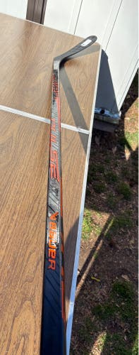 Intermediate Bauer Pulse Right Handed Hockey Stick P92 65 Flex (New)