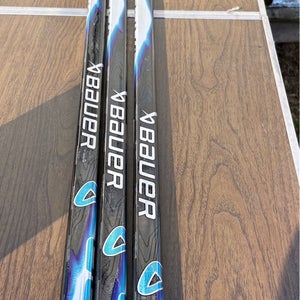 Intermediate Bauer Vapor FlyLite Right Handed Hockey Stick P92 65 Flex (New)