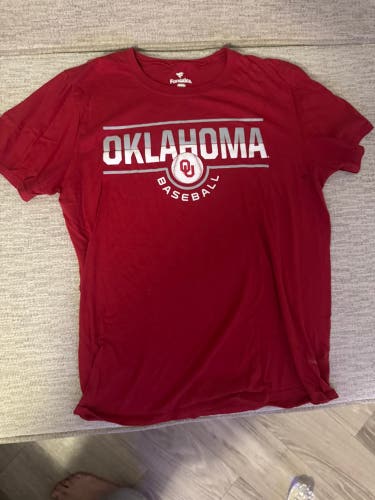 Oklahoma Baseball Red Medium Men's Shirt (Used)
