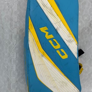 Senior CCM EFlex 6 Goalie Blocker