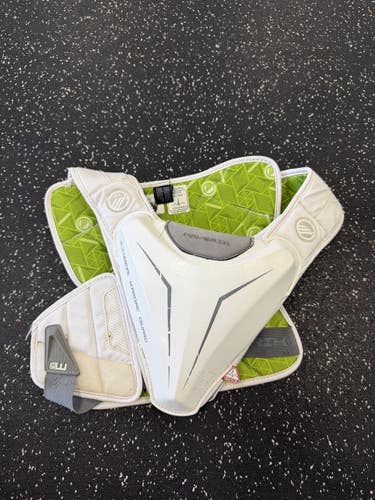 Used Maverik CHARGER EKG Lacrosse Shoulder Pads White LG 11849-S000035704