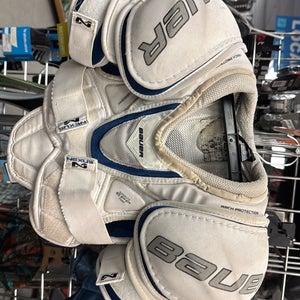 JR SM Bauer Nexus 8000 Used Small Junior Shoulder Pads ice hockey