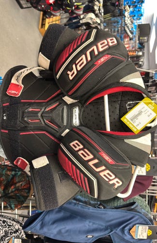 JR LG Bauer NSX (Used) Large Junior Shoulder Pads SP ice hockey