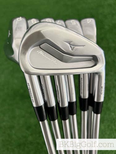 Mizuno Pro 243 / 241 Forged Combo Iron Set 4-P / Project X 6.5 Extra Stiff