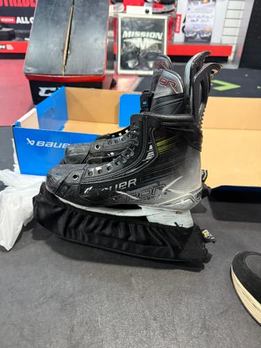 Bauer Hockey Skates