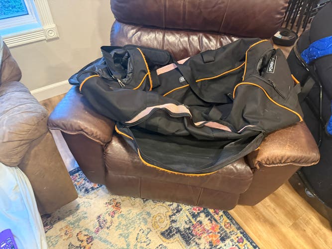 Easton Bag (Used) 42”